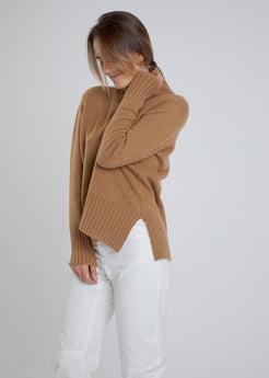 Amorezzo Sweater