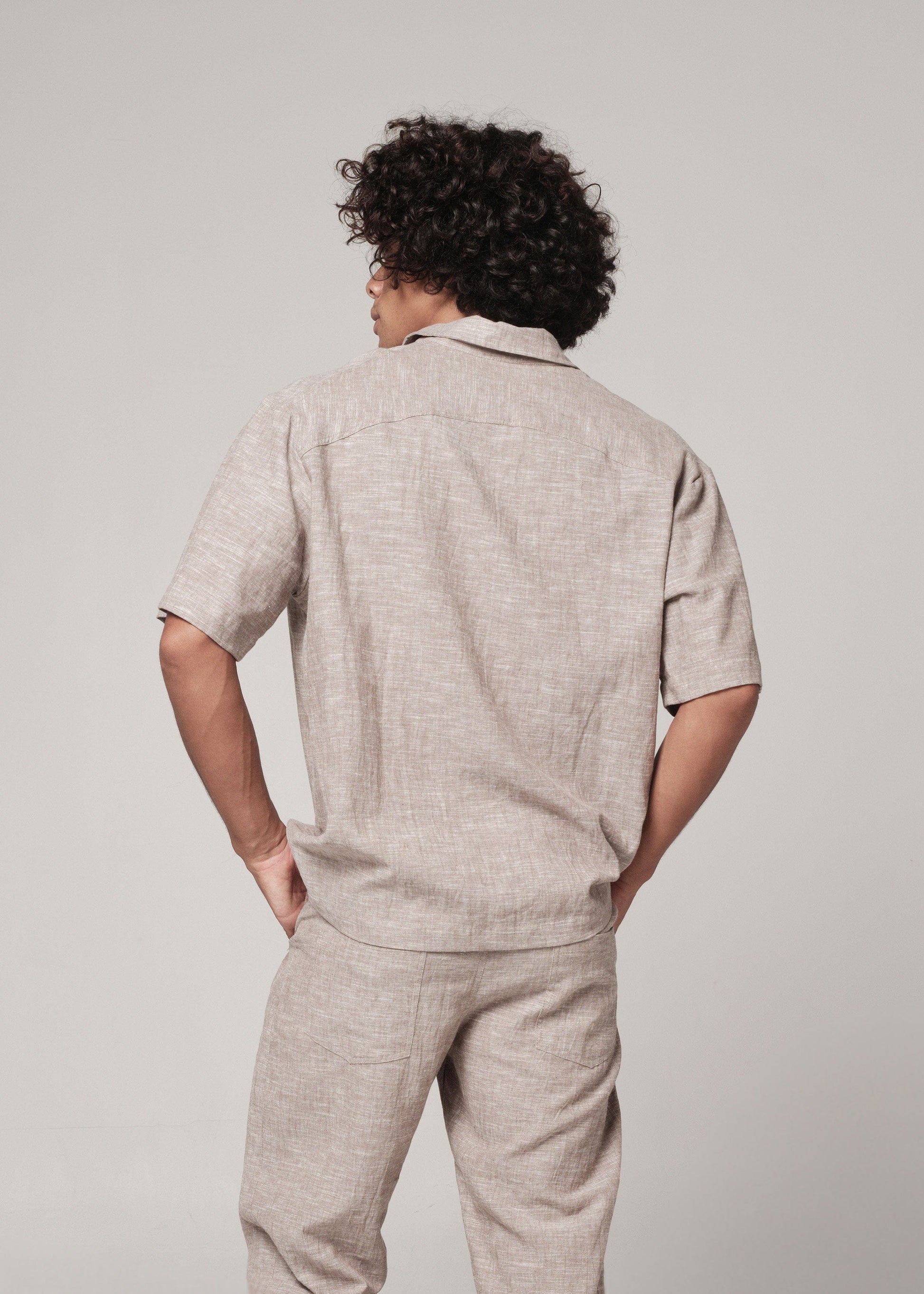 Men's boxy linen shirt Men's boxy linen shirt