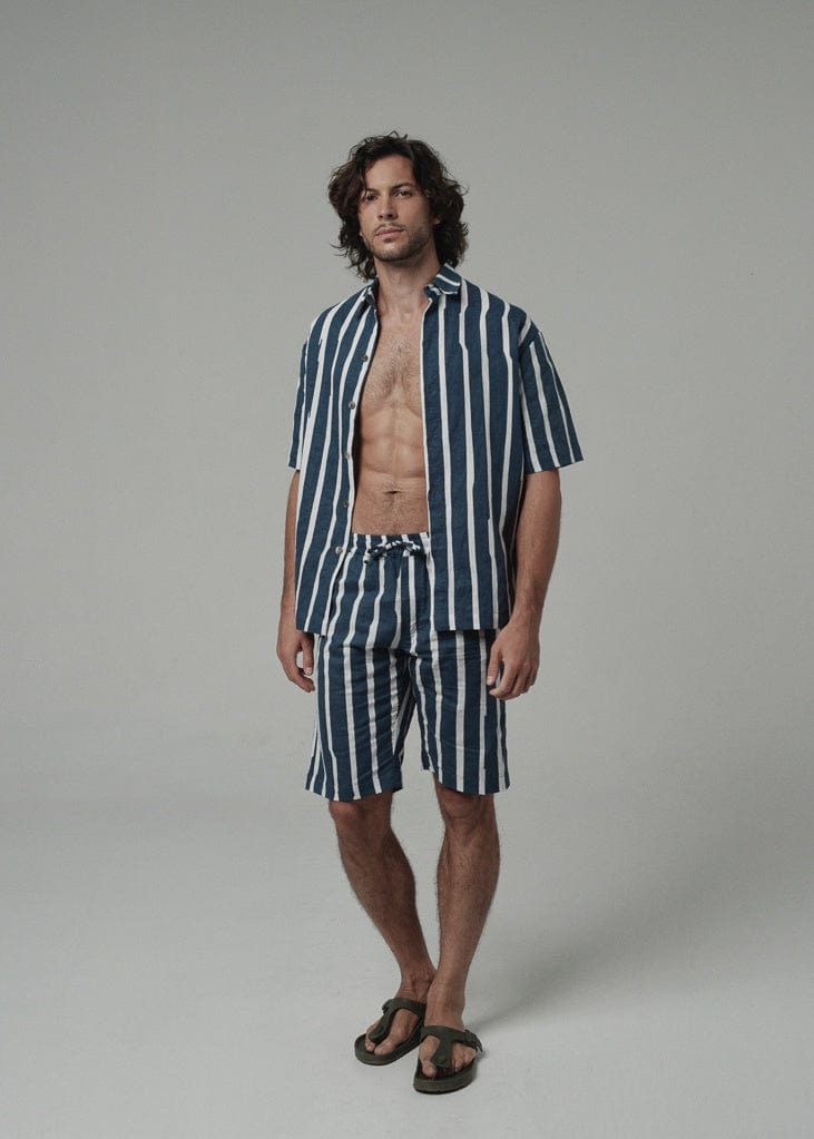 Men's boxy linen shirt / Wide batik stripe Men's boxy linen shirt / Wide batik stripe