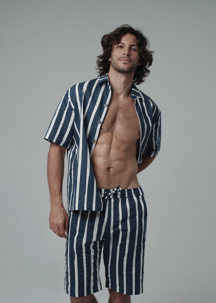Men's boxy linen shirt / Wide batik stripe Men's boxy linen shirt / Wide batik stripe