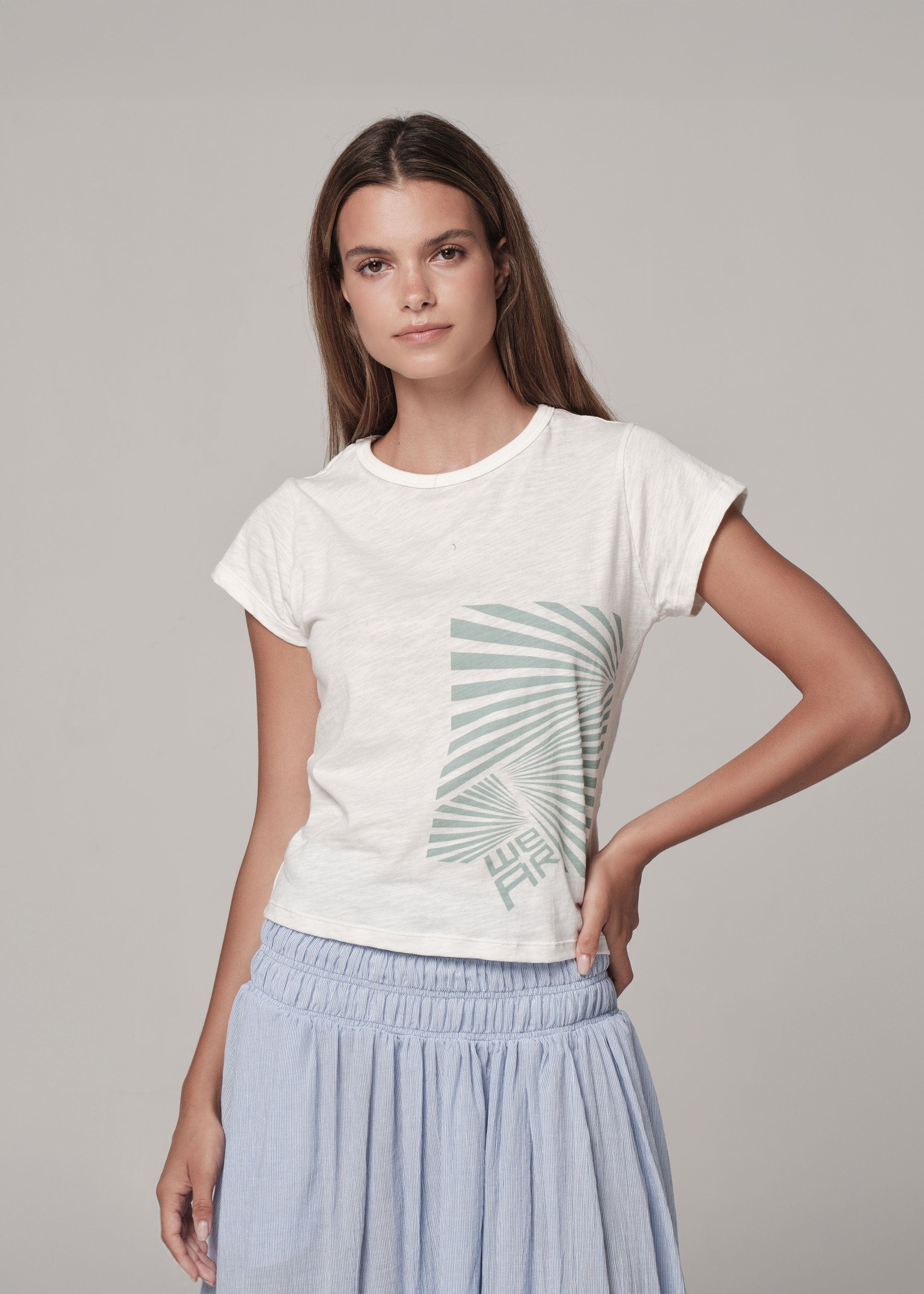 Baby Tee Familia White / XS Baby Tee