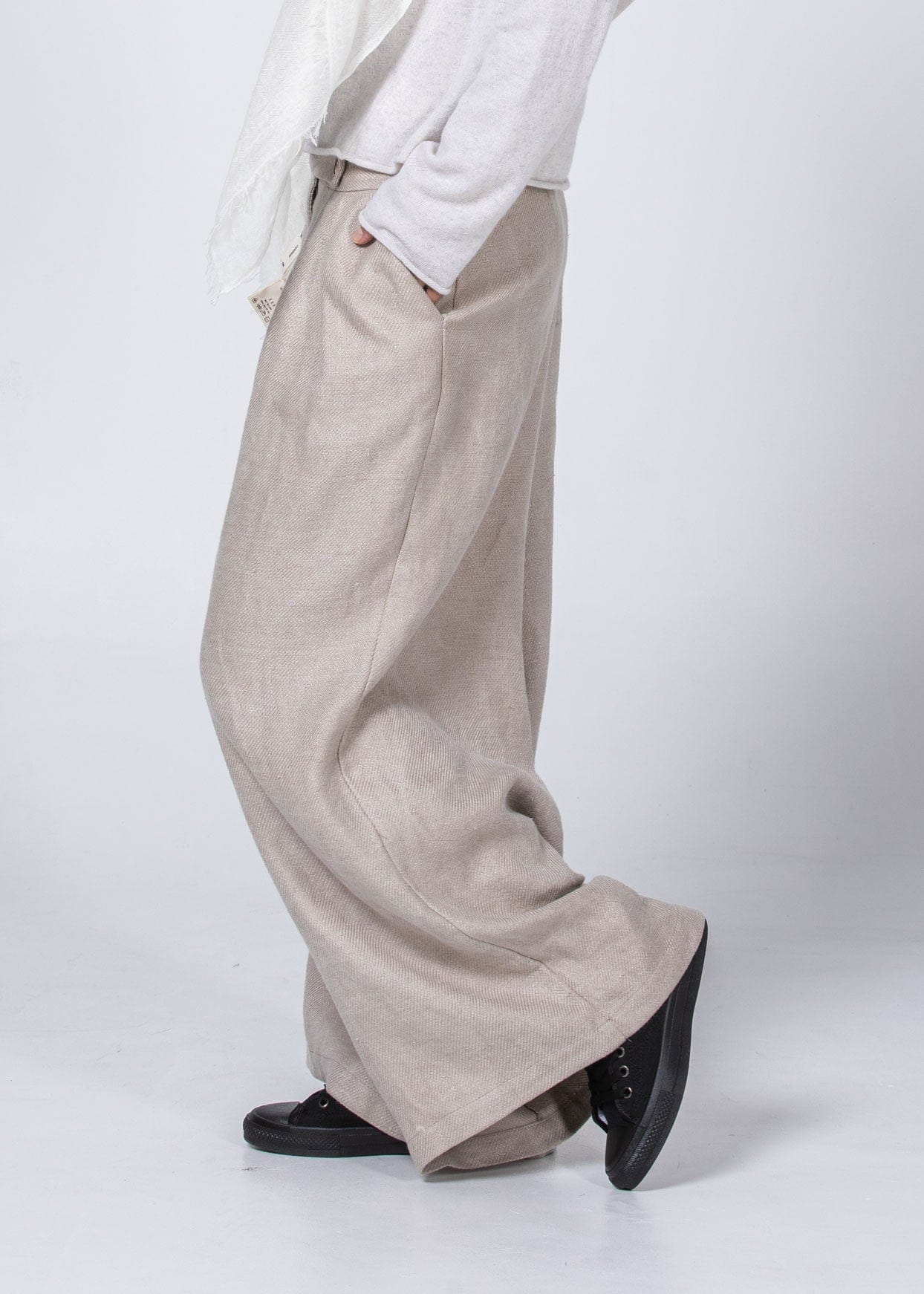 Gravitas Pants WE-AR Gravitas Pants | Sustainable Yoga & Off-Duty Wear