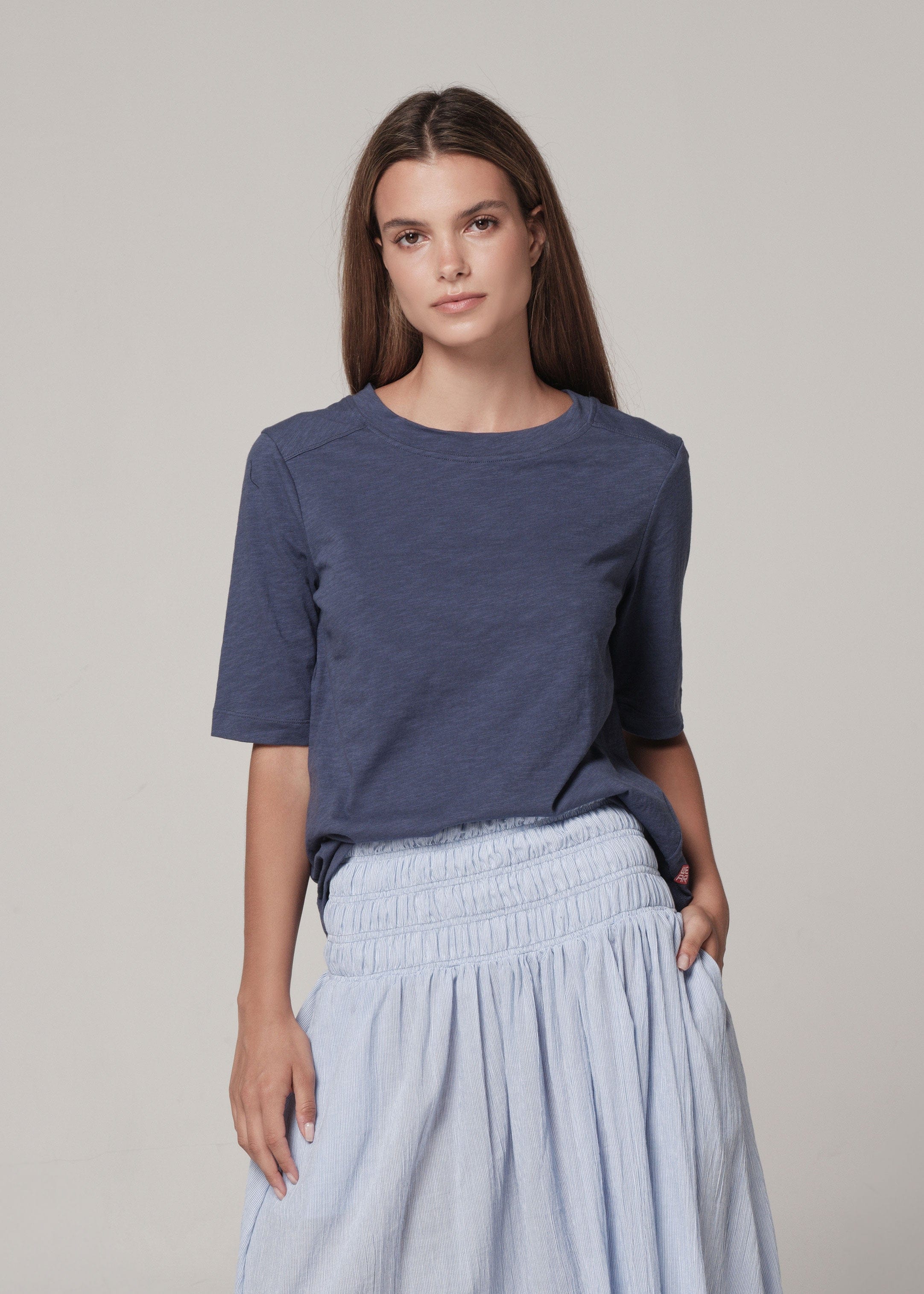 Breeze Tee Navy / XS WE-AR Breeze Tee | Sustainable Yoga & Off-Duty Wear