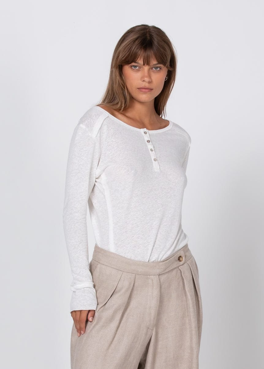 Serafina Long Sleeve parchment / XS WE-AR Serafina Long Sleeve | Sustainable Yoga & Off-Duty
