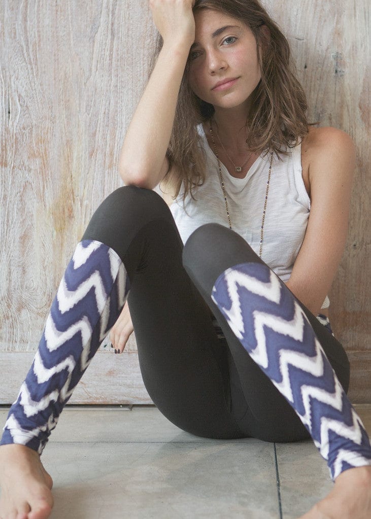 Socksies Yoga Leggings ink - blue ikat / XS